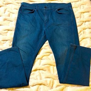 Skinny Levi’s Blue Jeans 38 w 32 L soft stretchy